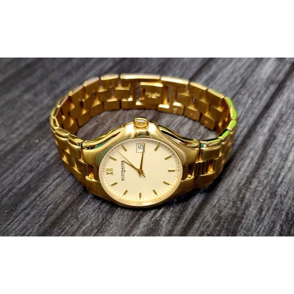 Wittnauer Swiss Made Jv8322 Men's‎ Watch  Excellent Condition